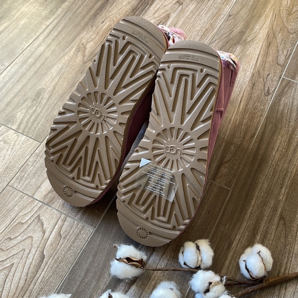 🌿UGG🌿MINI BAILEY BOW SPLATTER BOOTS - Picture 6 of 16